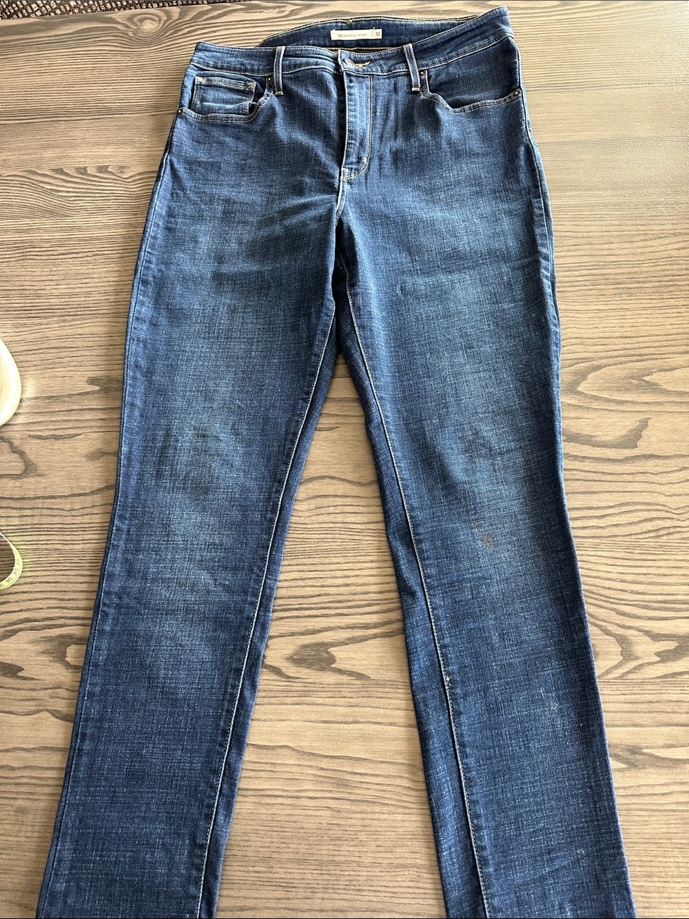 Levi's 721 High Rise Dark Blue Skinny Jeans with Subtle Fading